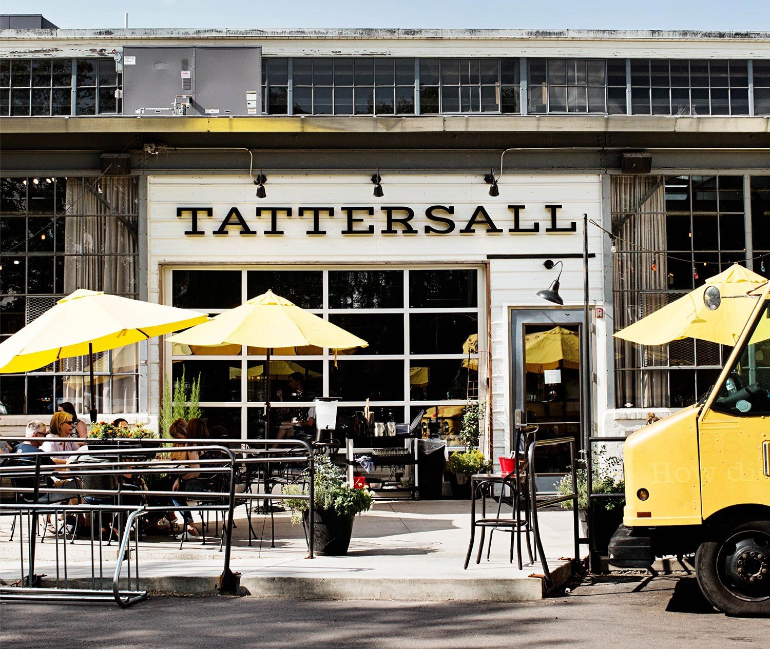 The Ultimate Guide to the 7 Best Cocktail Bars in Minneapolis - Craft ...