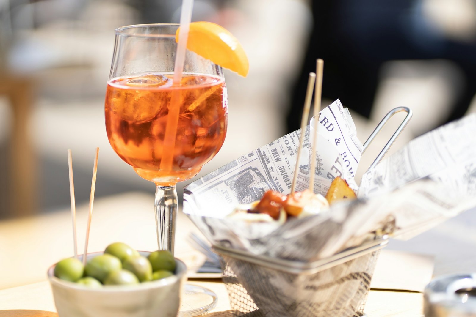 Pairing Aperol Spritz with Italian Appetizers